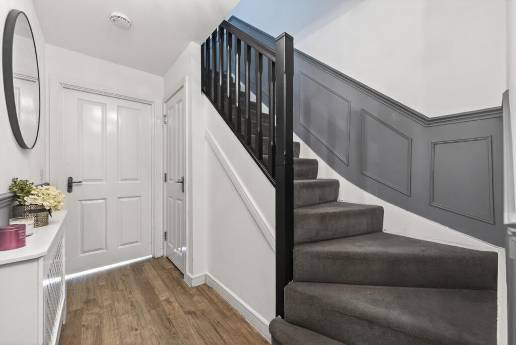 House in Raunds - More