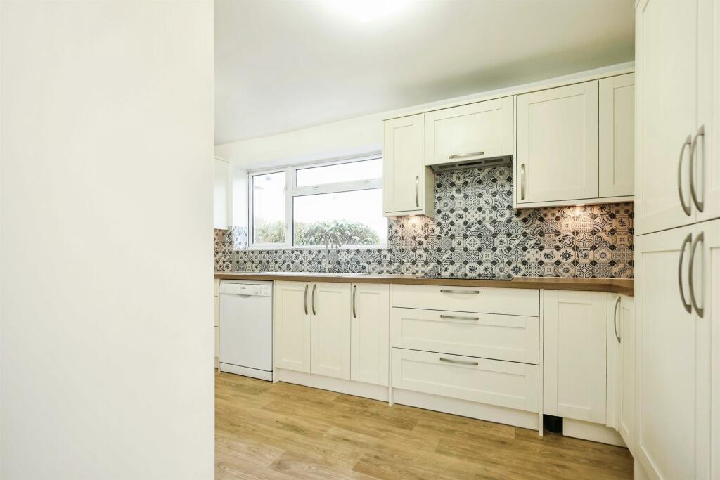 Additional image 4 of The Close, Hollywood, Birmingham