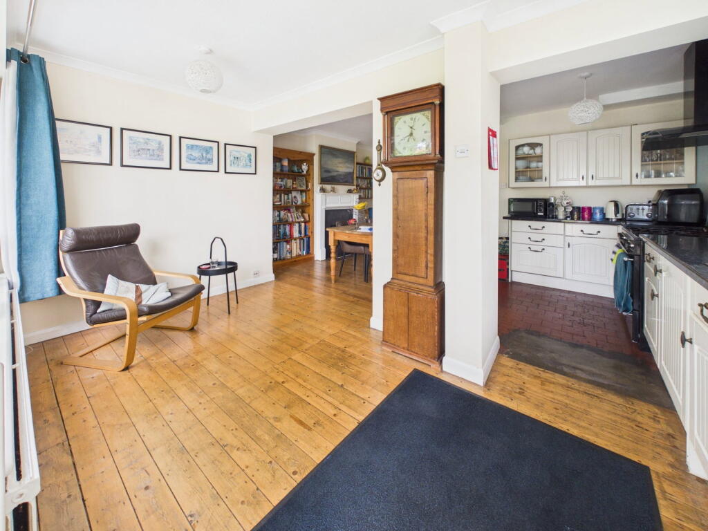 House in Adur, Shoreham-by-Sea - View 5