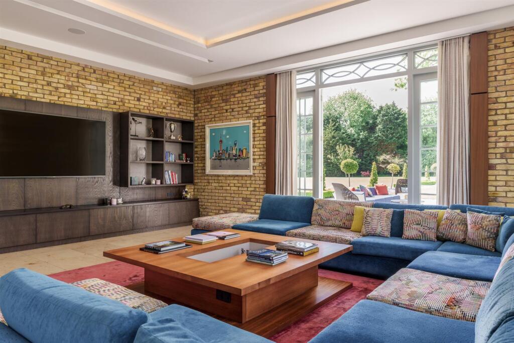 House in Douglas - View 4