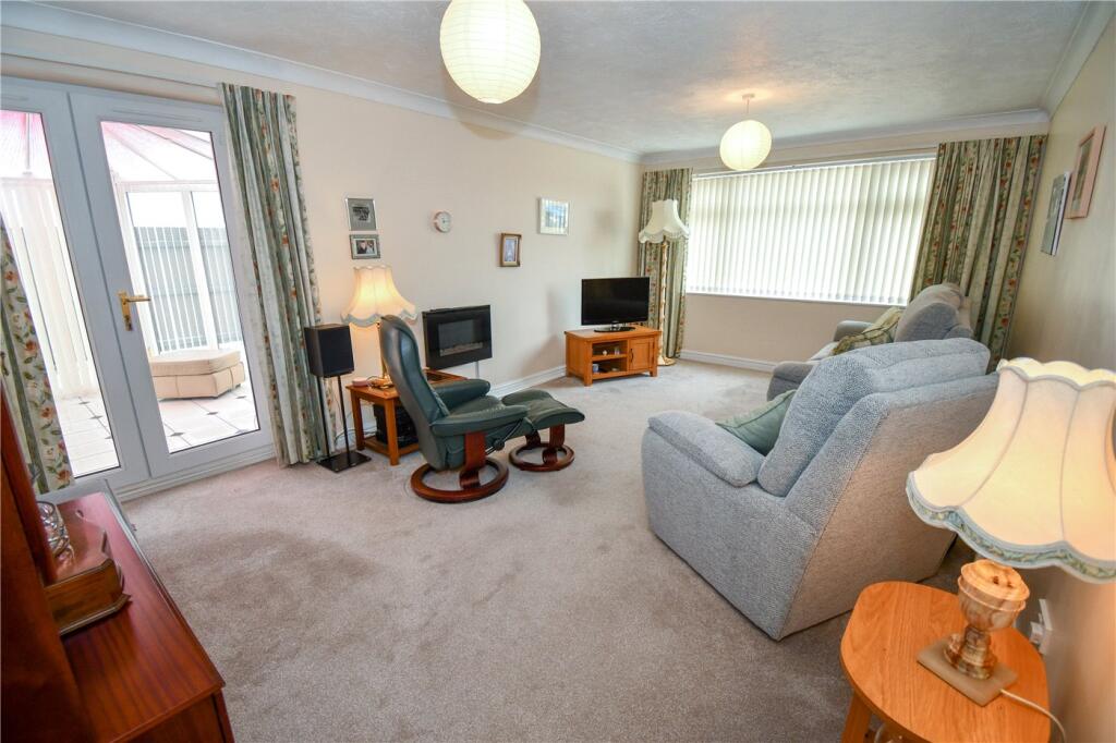 House in Greasby, Liverpool City Region - View 2