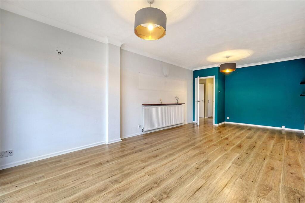 House in Brentwood, Essex - View 3