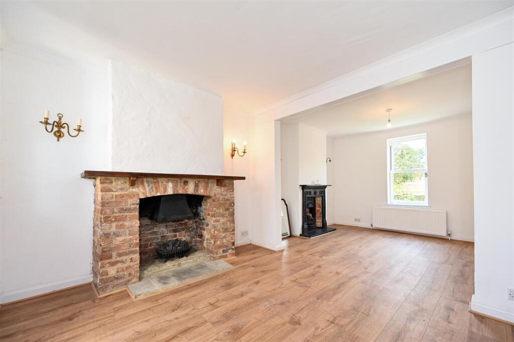 Orchard Street, Chichester photo 3