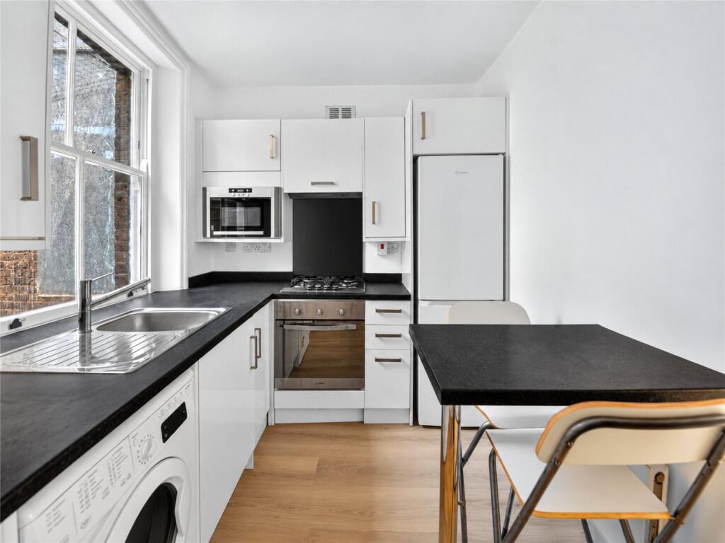 Apartment in London, Fitzrovia - View 5