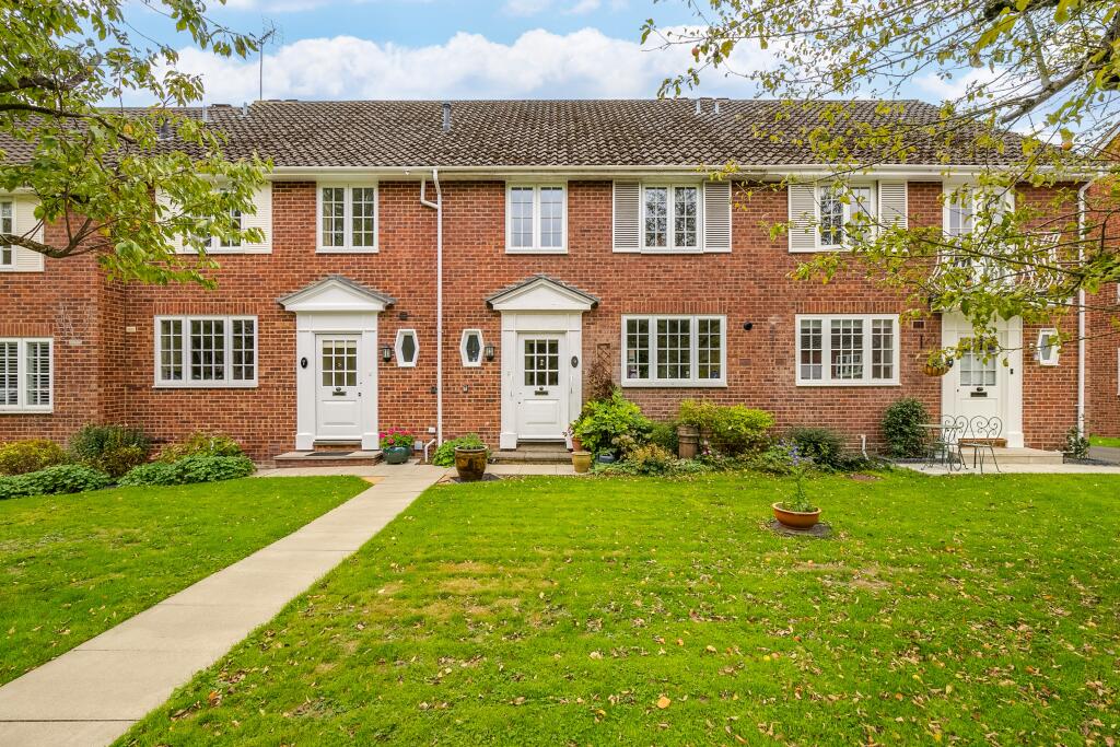 Main image of property: Prae Close, St Albans, AL3