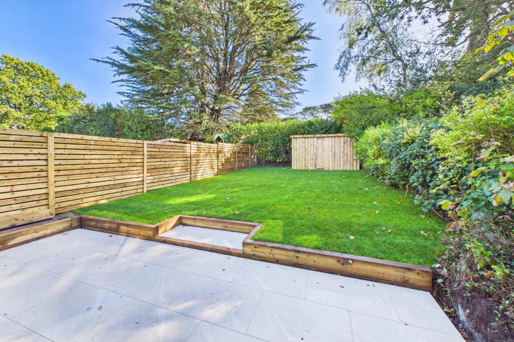 Clarendon Road, Broadstone, Dorset, BH18 photo 4