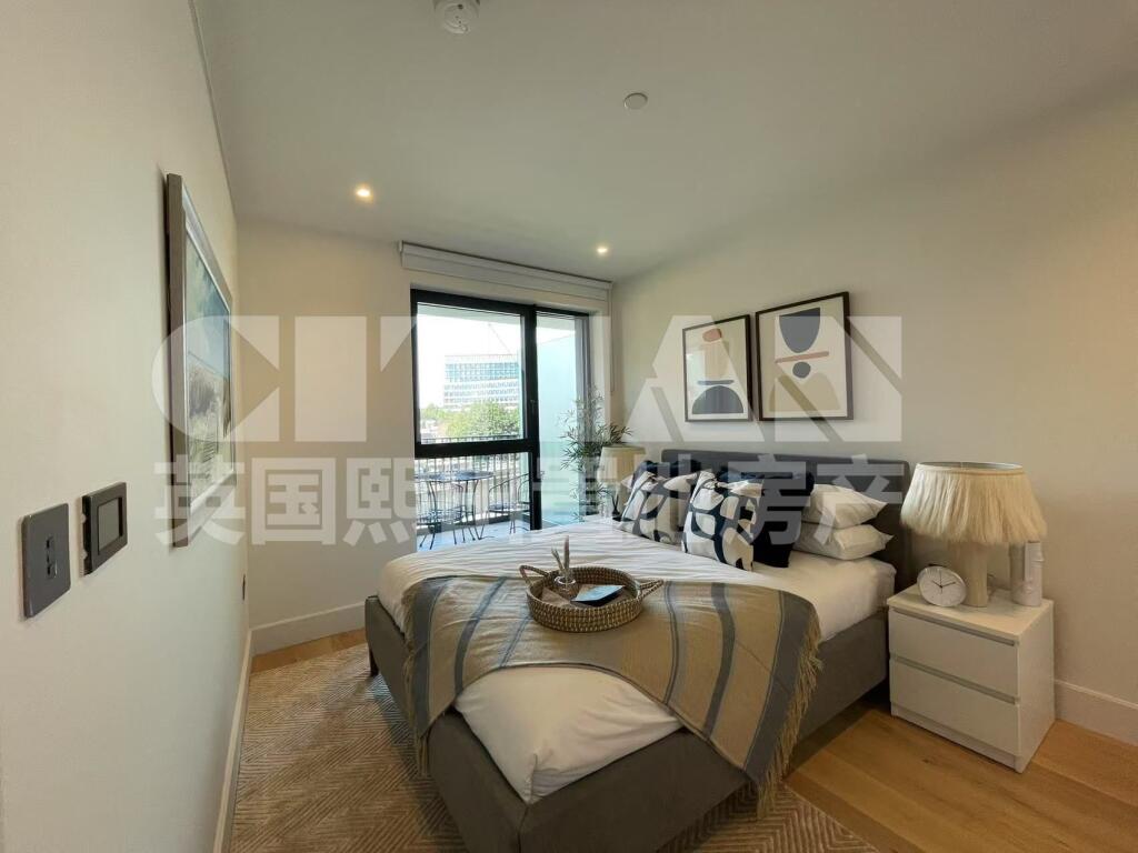 Apartment in London - More