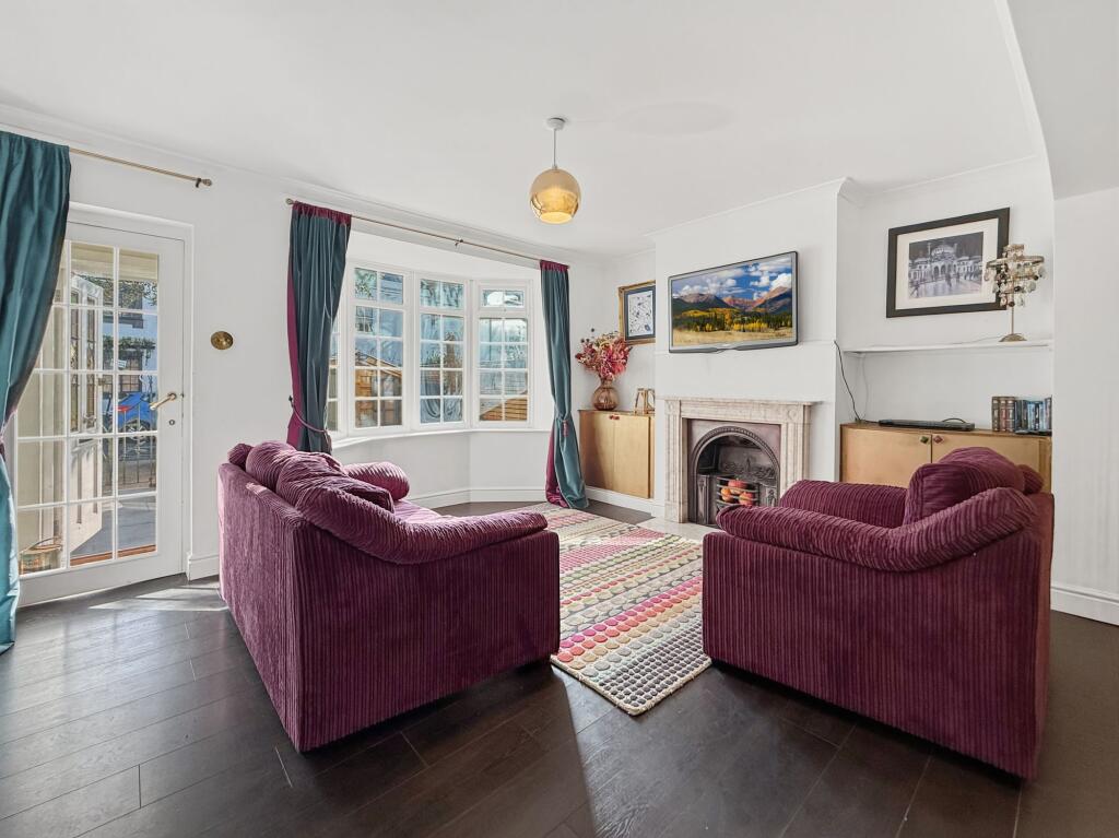 House in Brighton - More