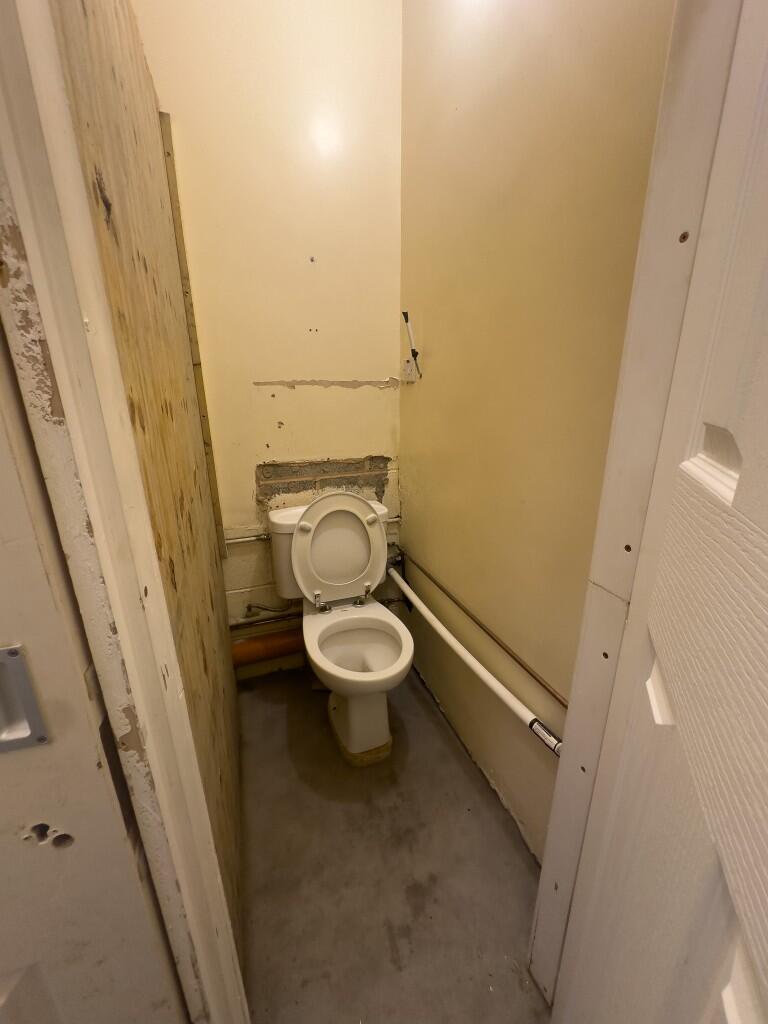 Additional image 6 of Unit 4, Western Business Park, Coombs Road, Halesowen, West Midlands, B62