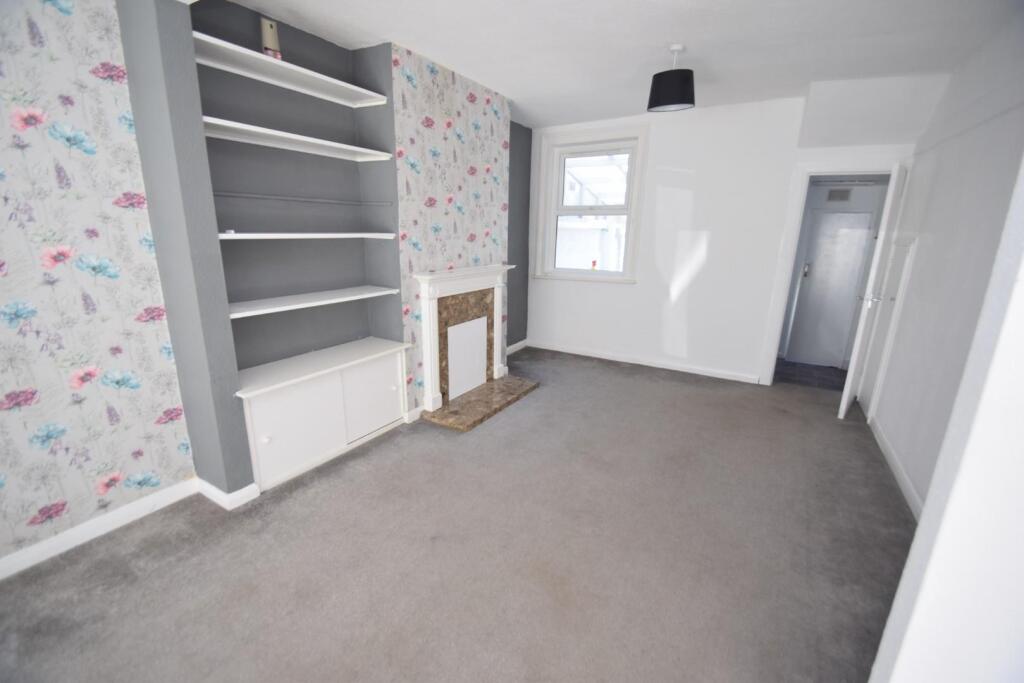 Longstone Road, Eastbourne photo 3