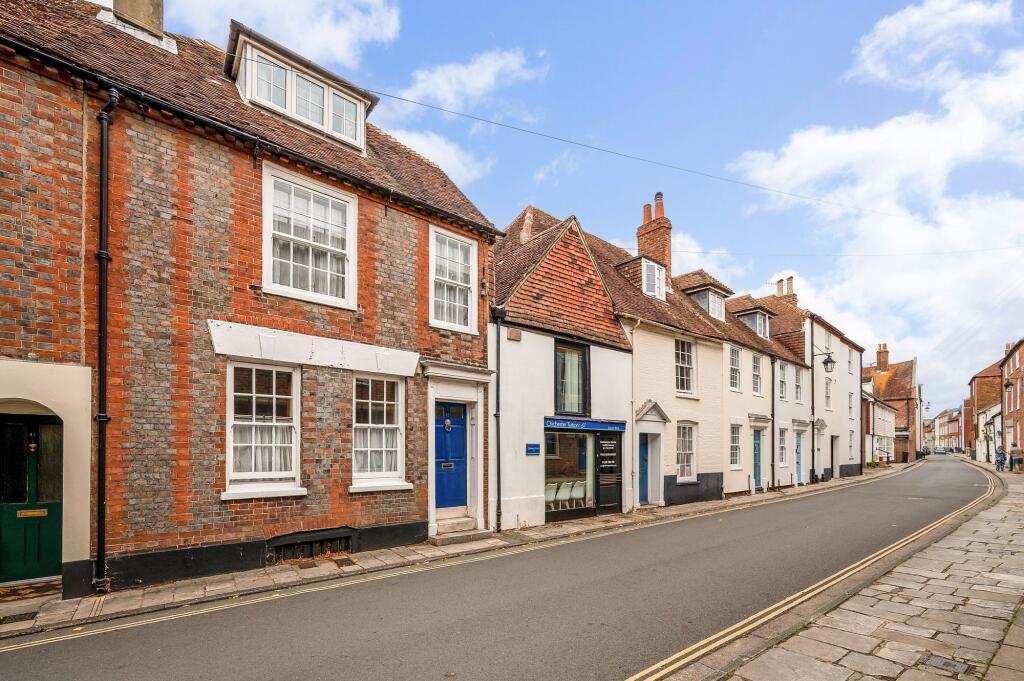 House in Portsmouth - View 4