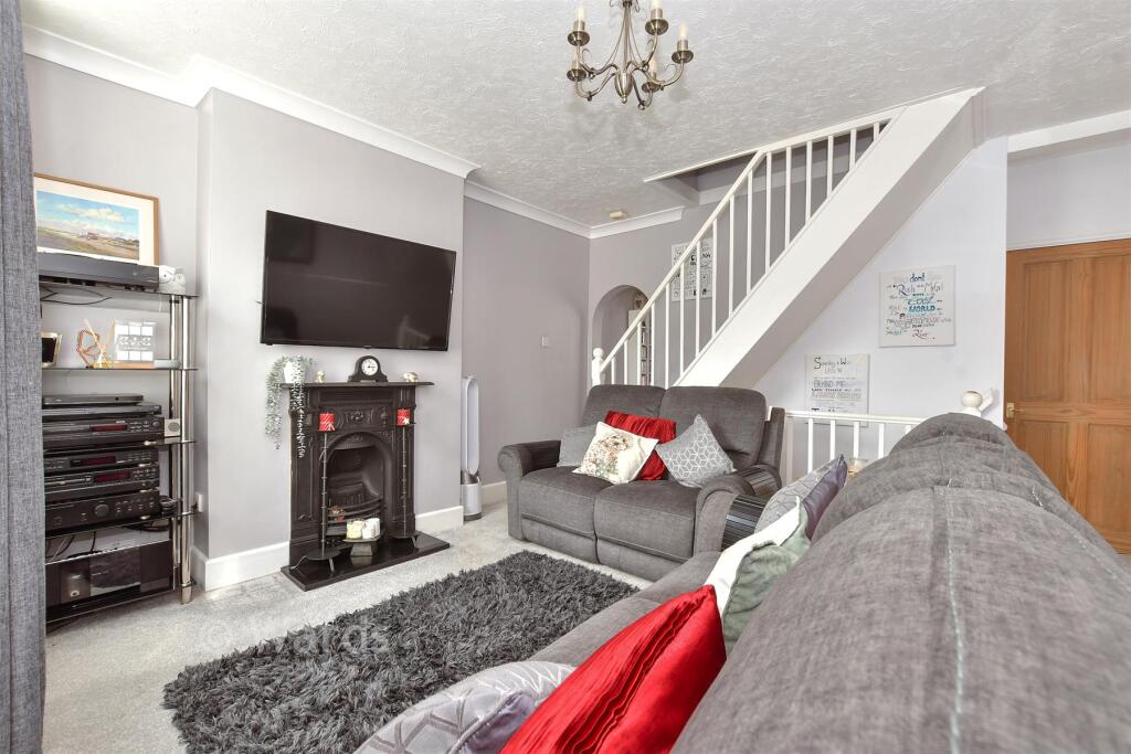 House in Dover - View 4
