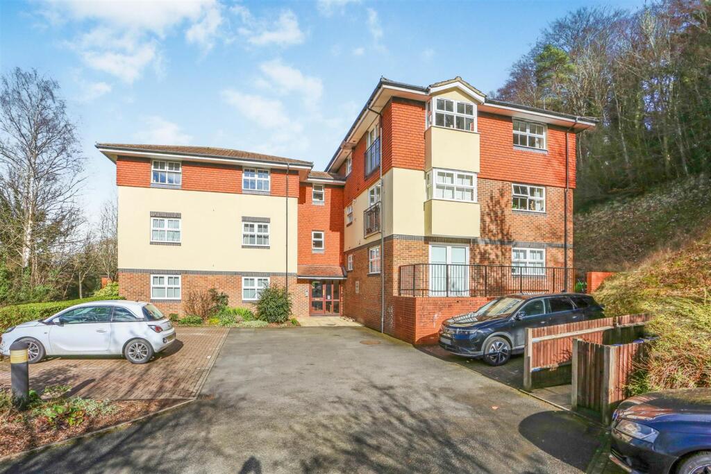 Main image of property: Hazel Way, Chipstead, Coulsdon