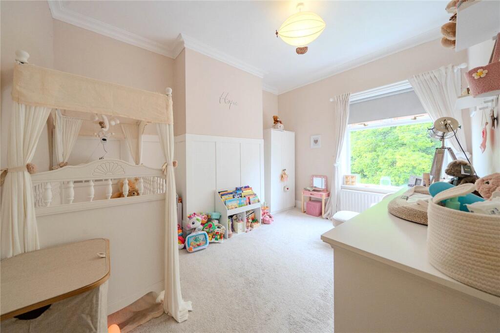 House in Leeds, Calverley - View 5