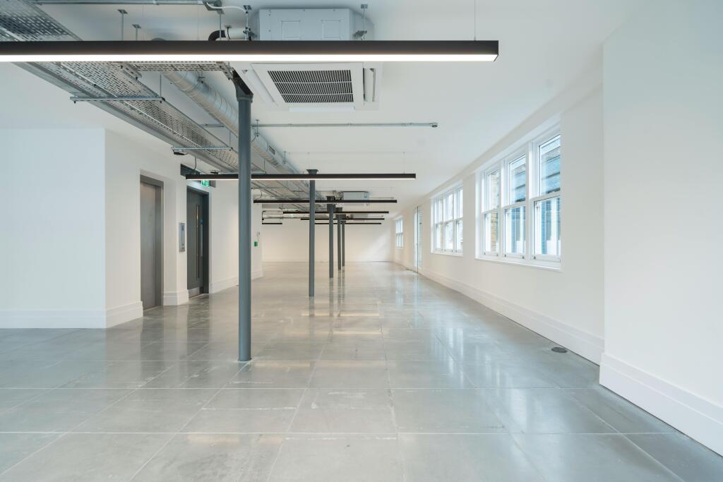 MC4362-8208-HR.jpg