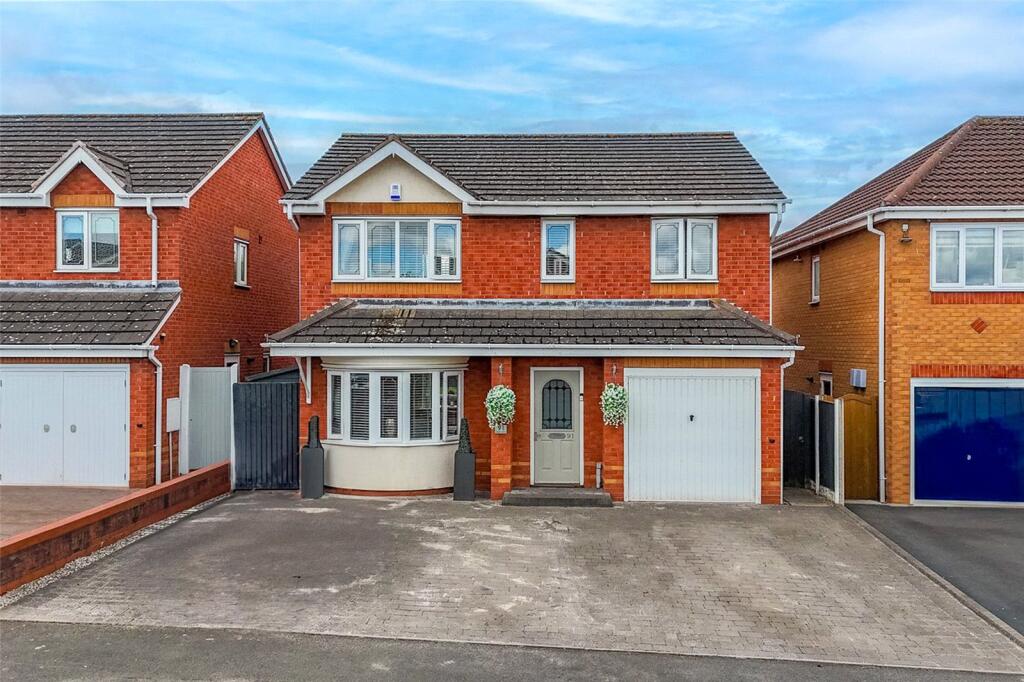 Grazier Avenue, Two Gates, Tamworth, Staffordshire, B77