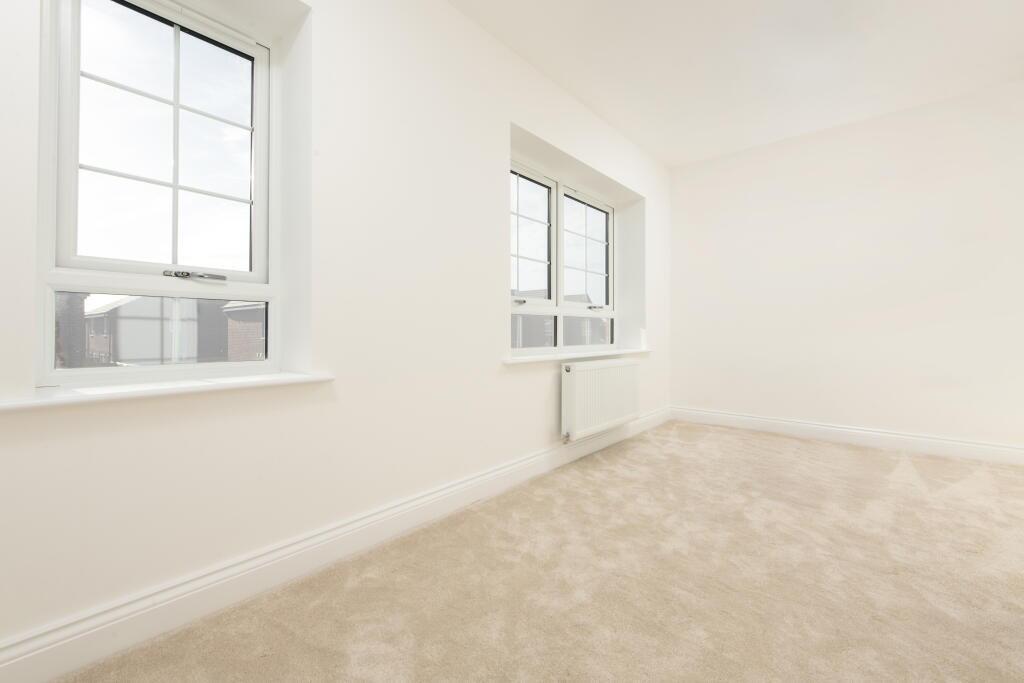 Highmoor Gardens,
Westercroft Lane,
Northowram,
HX3 7EN photo 4