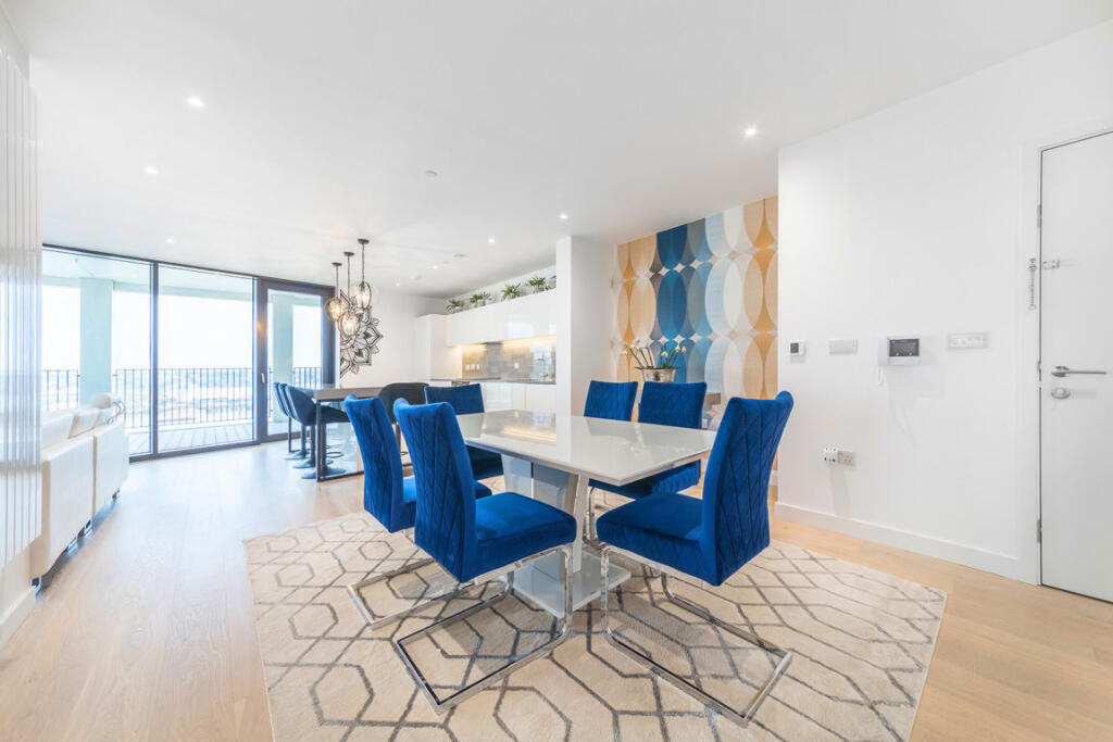 Apartment in London - View 3