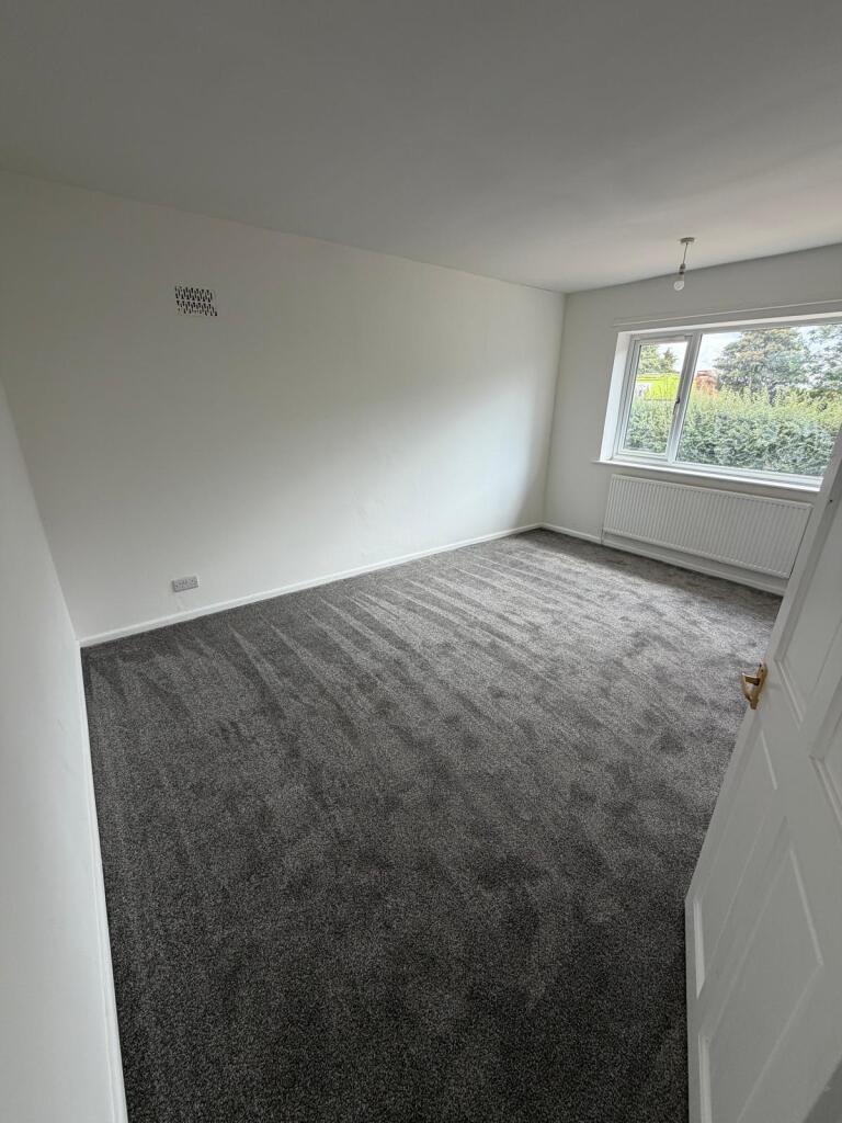 House in Doncaster - View 4