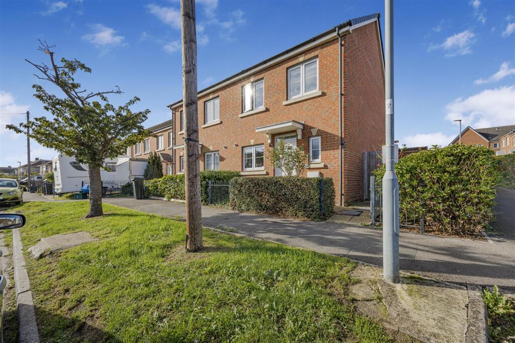 Main image of property: Lulworth Road, Keynsham