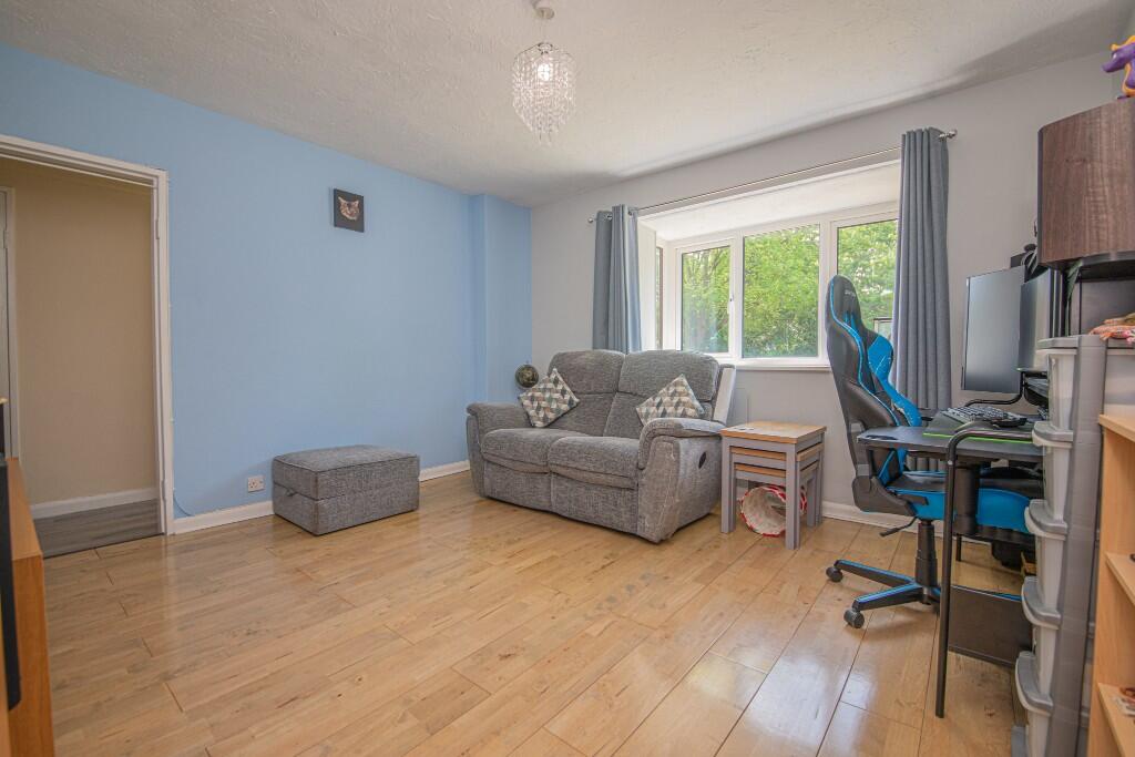 Leigh Road, Eastleigh, SO50 photo 4