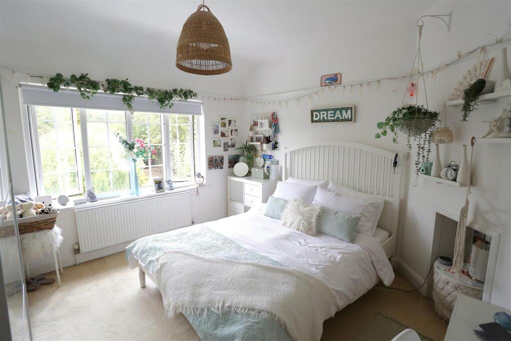 House in Kingston upon Thames - View 3