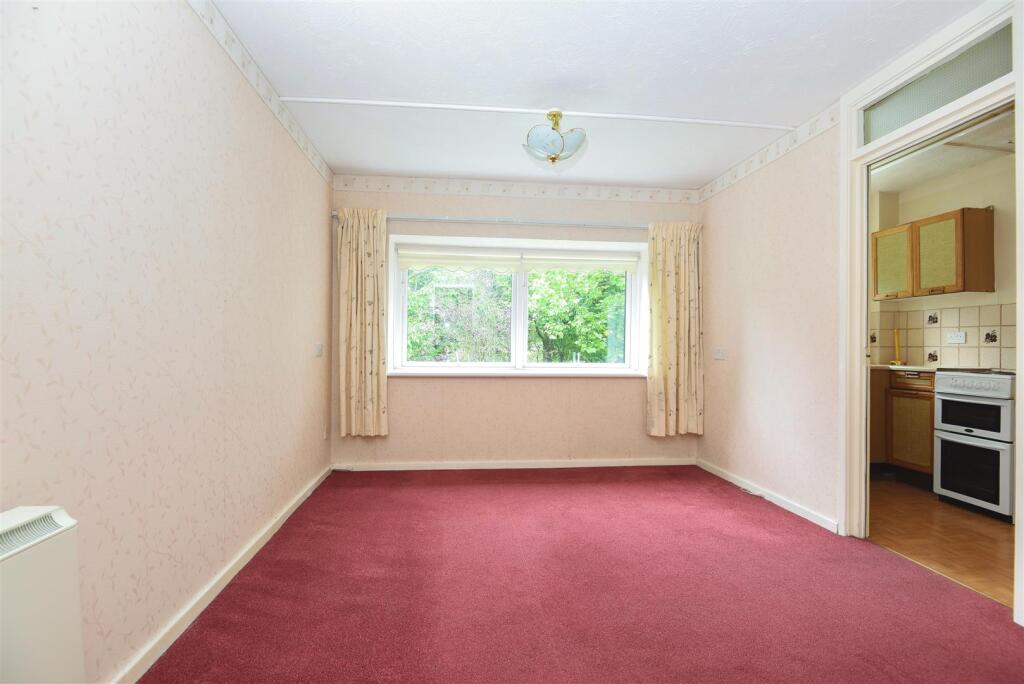 Apartment in London - View 2