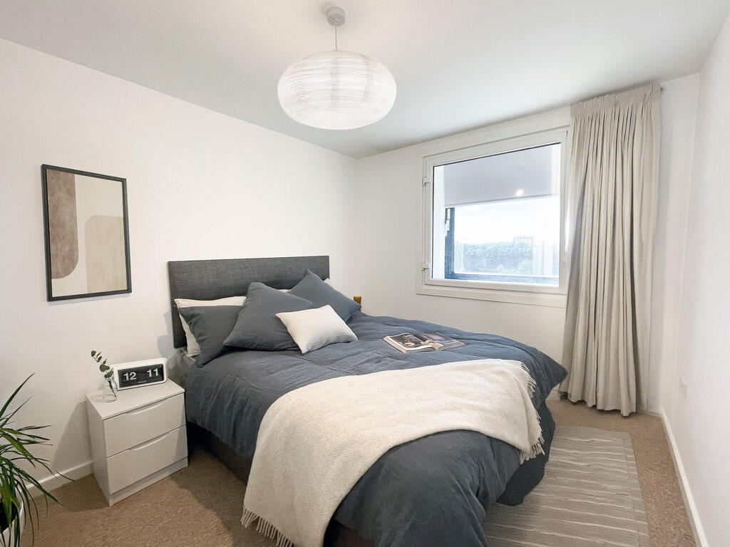 Apartment in Stockport, Heaton Norris, The Four Heatons - View 4
