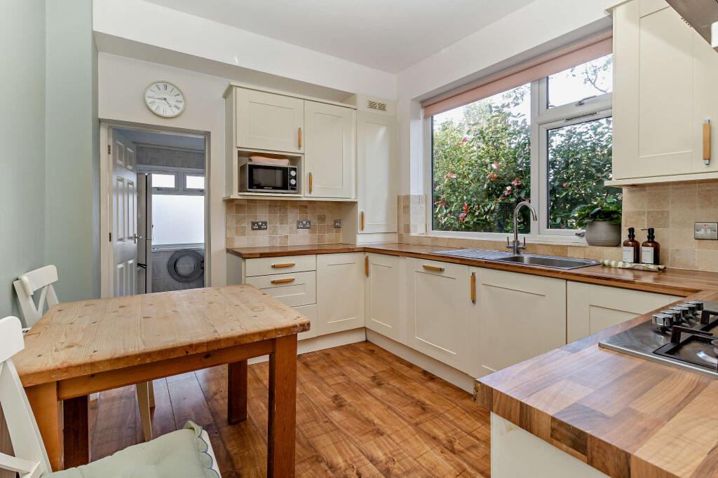 House in Darwen, Earcroft - View 4