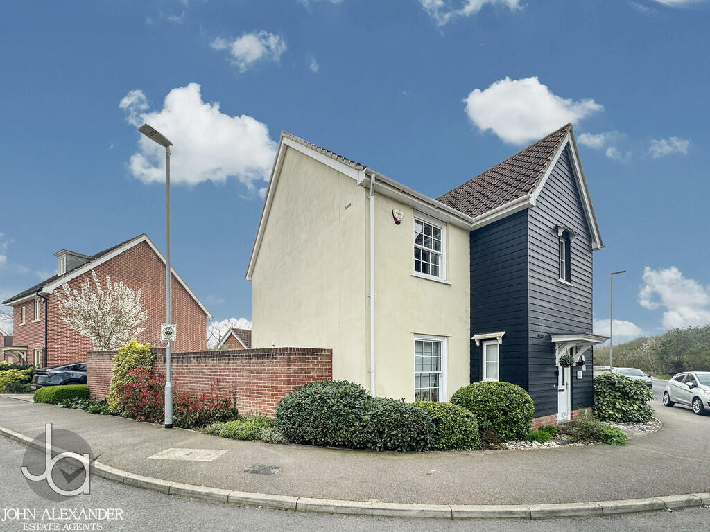4-bed detached on Butterfly Trail, Stanway, £475,000