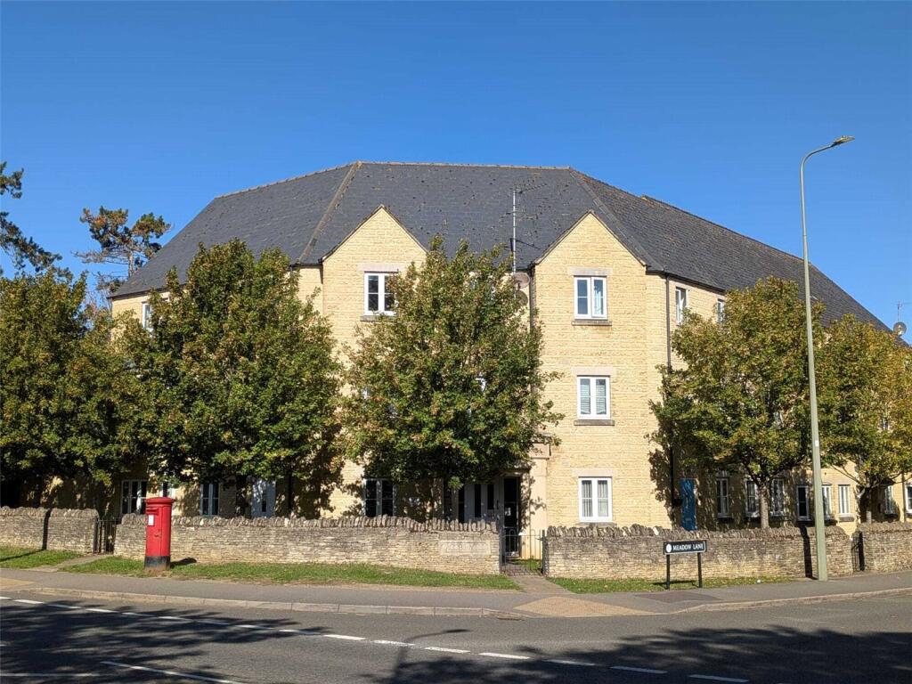 Apartment in West Oxfordshire, Crawley
