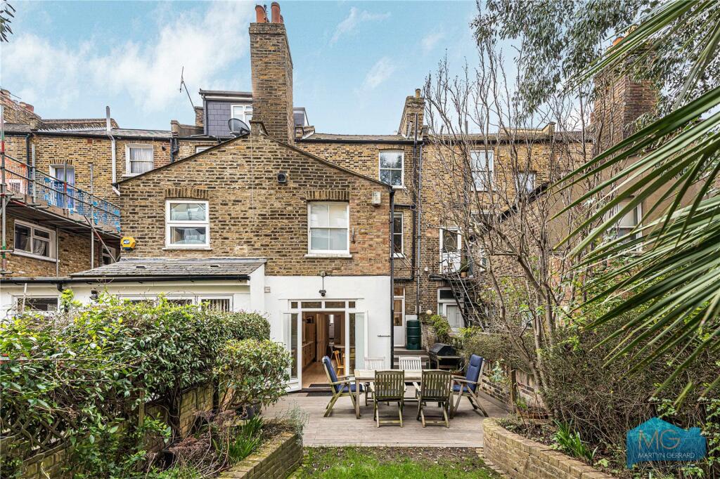 House in London - View 3