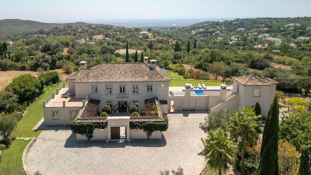 Main image of property: Algarve, Santa Bárbara de Nexe