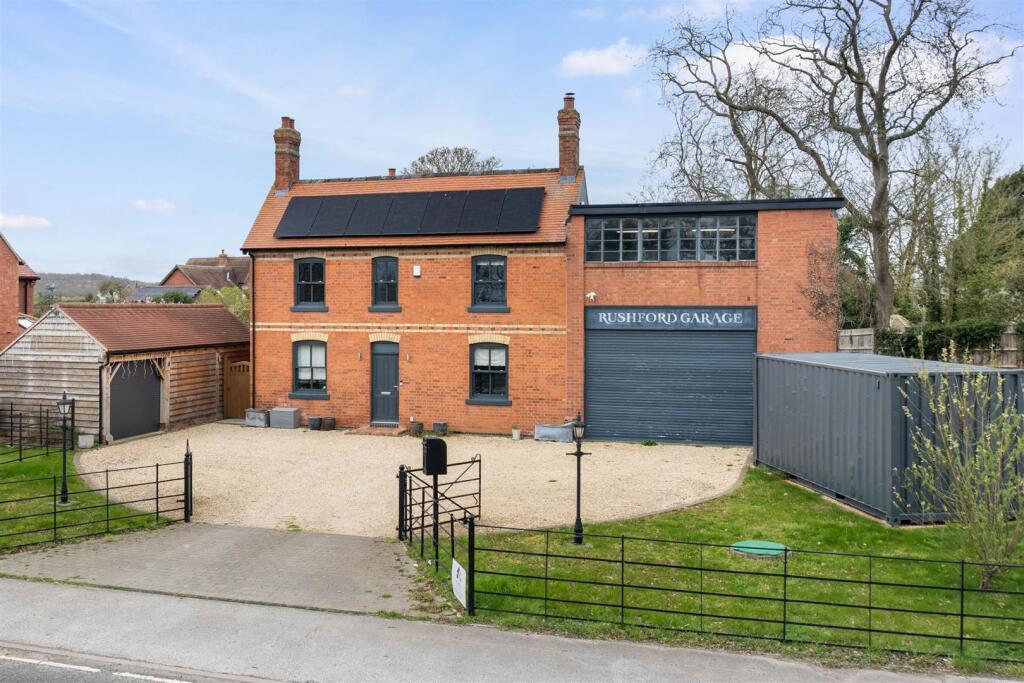 Main image of property: Rushford, Evesham