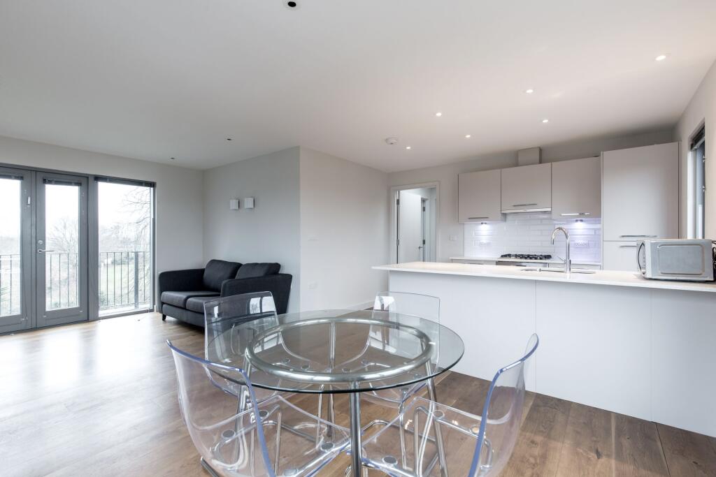 Main image of property: Flat 49 Ellington Court