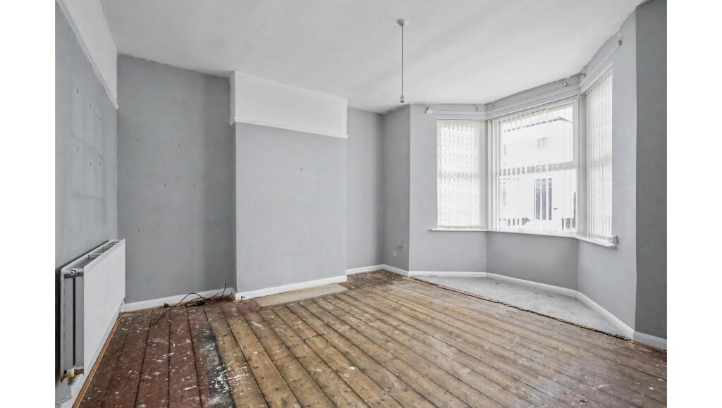 Apartment in Derby - View 2