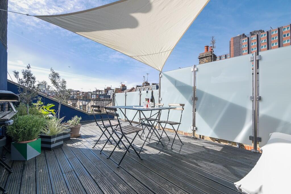 Main image of property: Tamworth Street, London, SW6