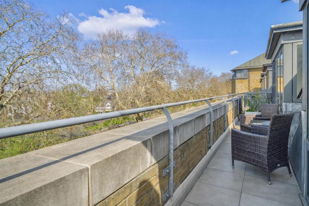 Apartment in London, Abbeville Village, Clapham - View 4