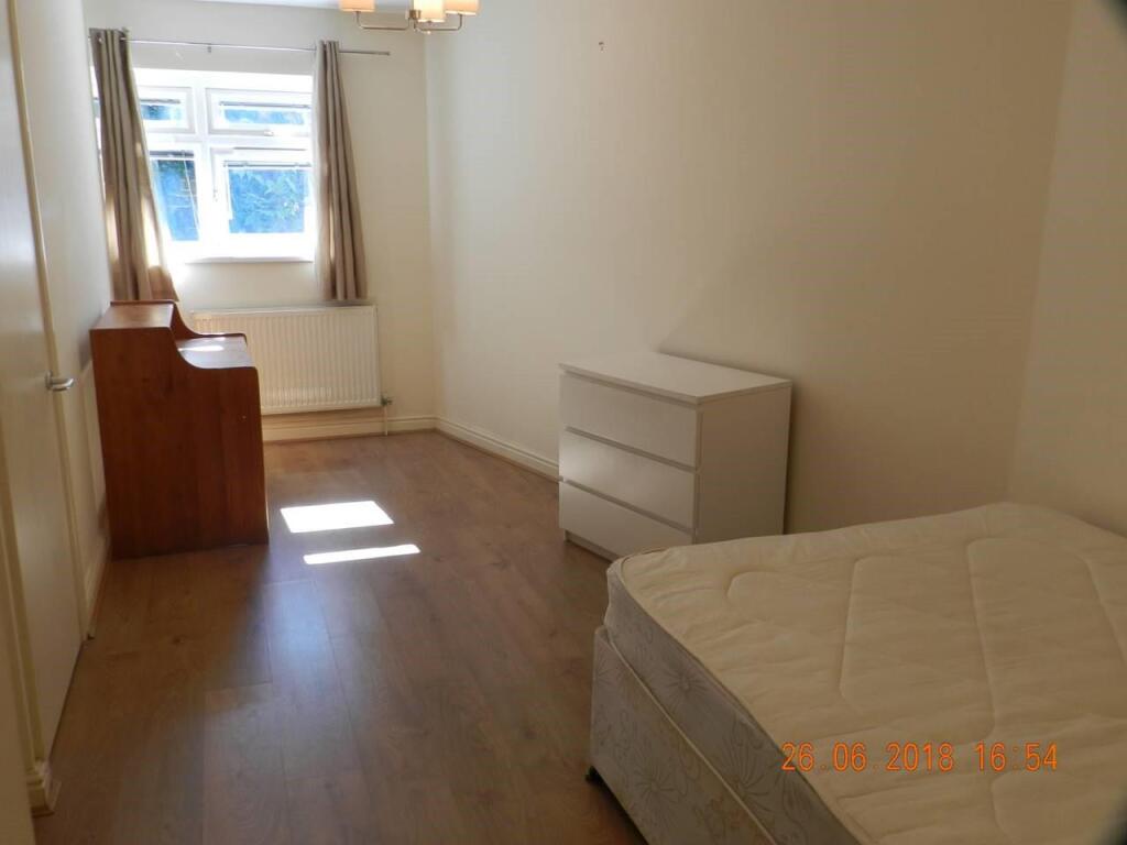 Apartment in Cardiff - More