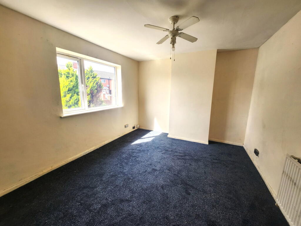 House in Dudley - More