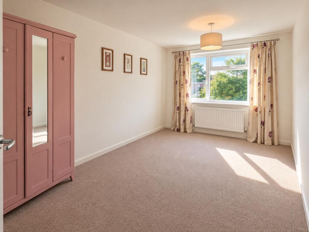 Apartment in Mansfield, Nottinghamshire - More
