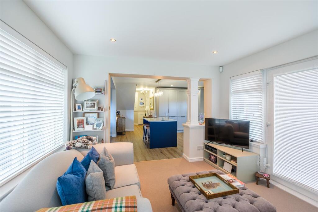 Provost Crescent, Netherburn - View 6