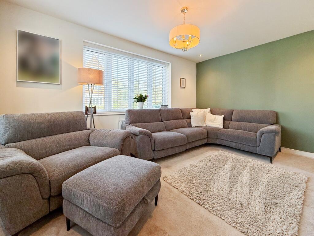 House in Binfield, Blue Mountain, Temple Park - View 2
