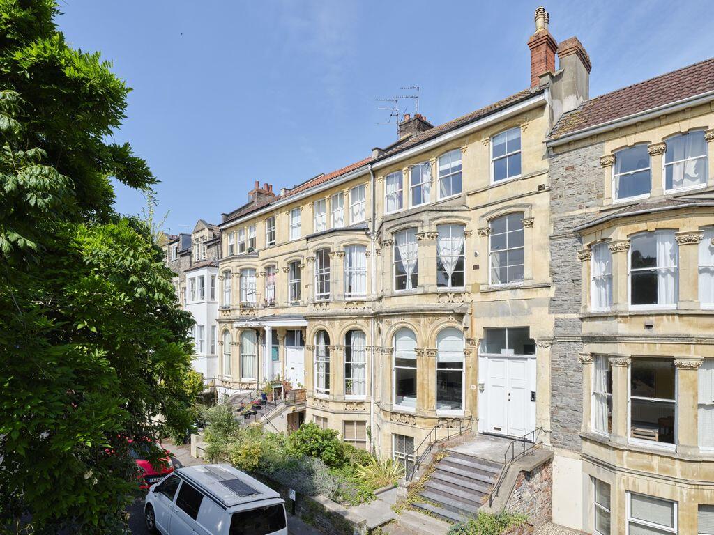 Main image of property: Royal Park | Clifton