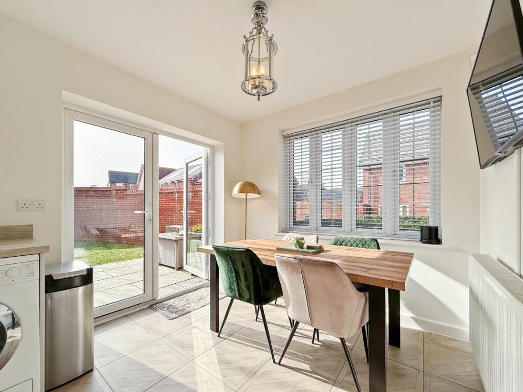 House in Binfield, Blue Mountain, Temple Park - View 4