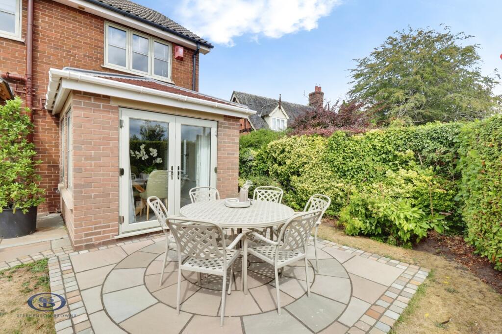 House in Crewe, Haslington - More