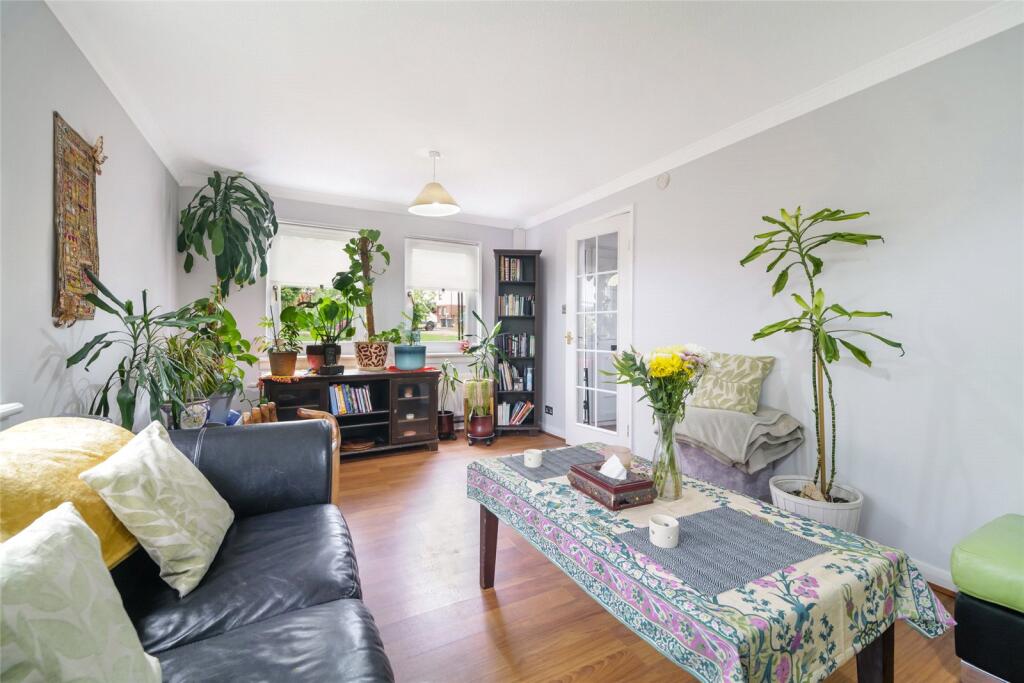 Langton Place, Newton Mearns, Glasgow, East Renfrewshire, G77 photo 4