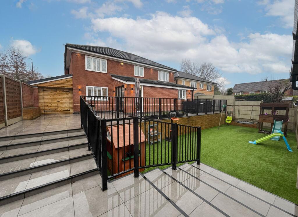 Broomhill Avenue, Worksop, S81 photo 4