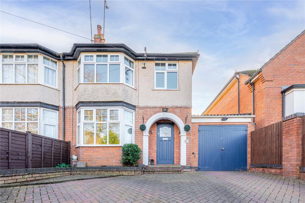 Main image of property: Rugby Road, Leamington Spa, CV32