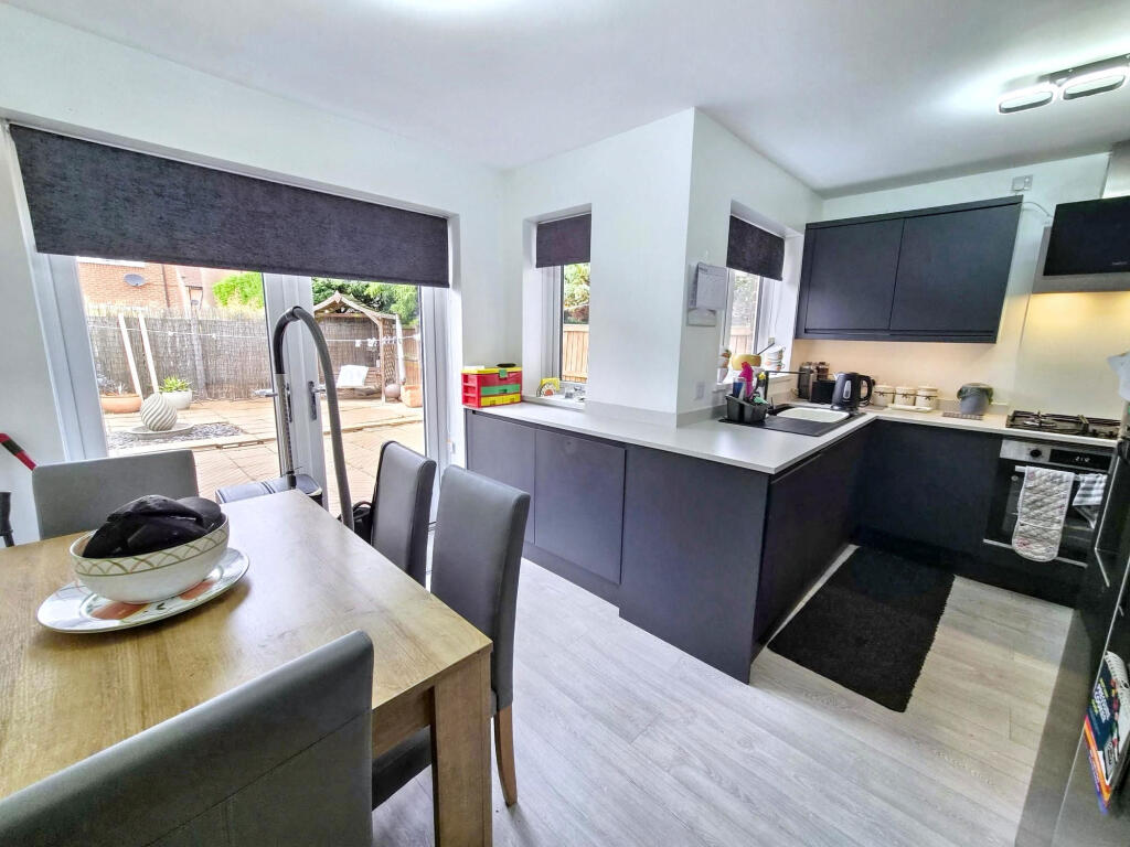 House in Newcastle upon Tyne - View 2